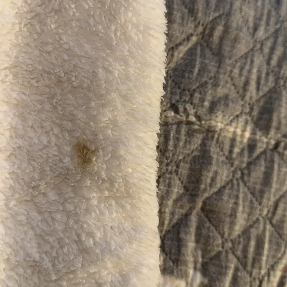 WHITE PATAGONIA JACKET - Picture 5 of 5